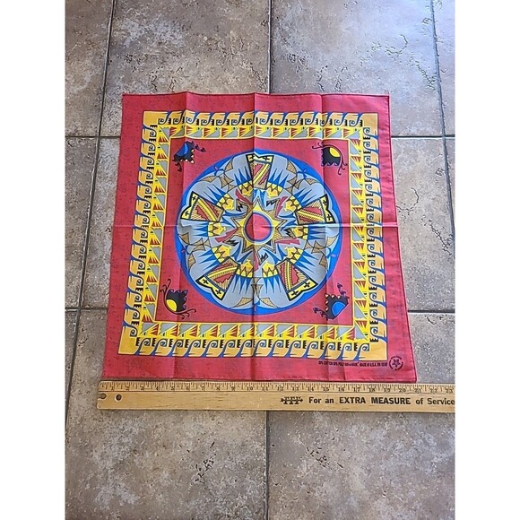 Vintage Hav A Hank Native American Red Tribal Bandana US RN #15187 Scarf Fashion - Picture 4 of 6